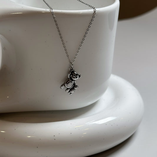 Hanging bear Necklace