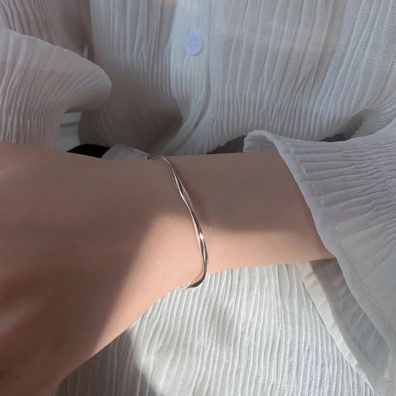 Simple irregular Open Bangle