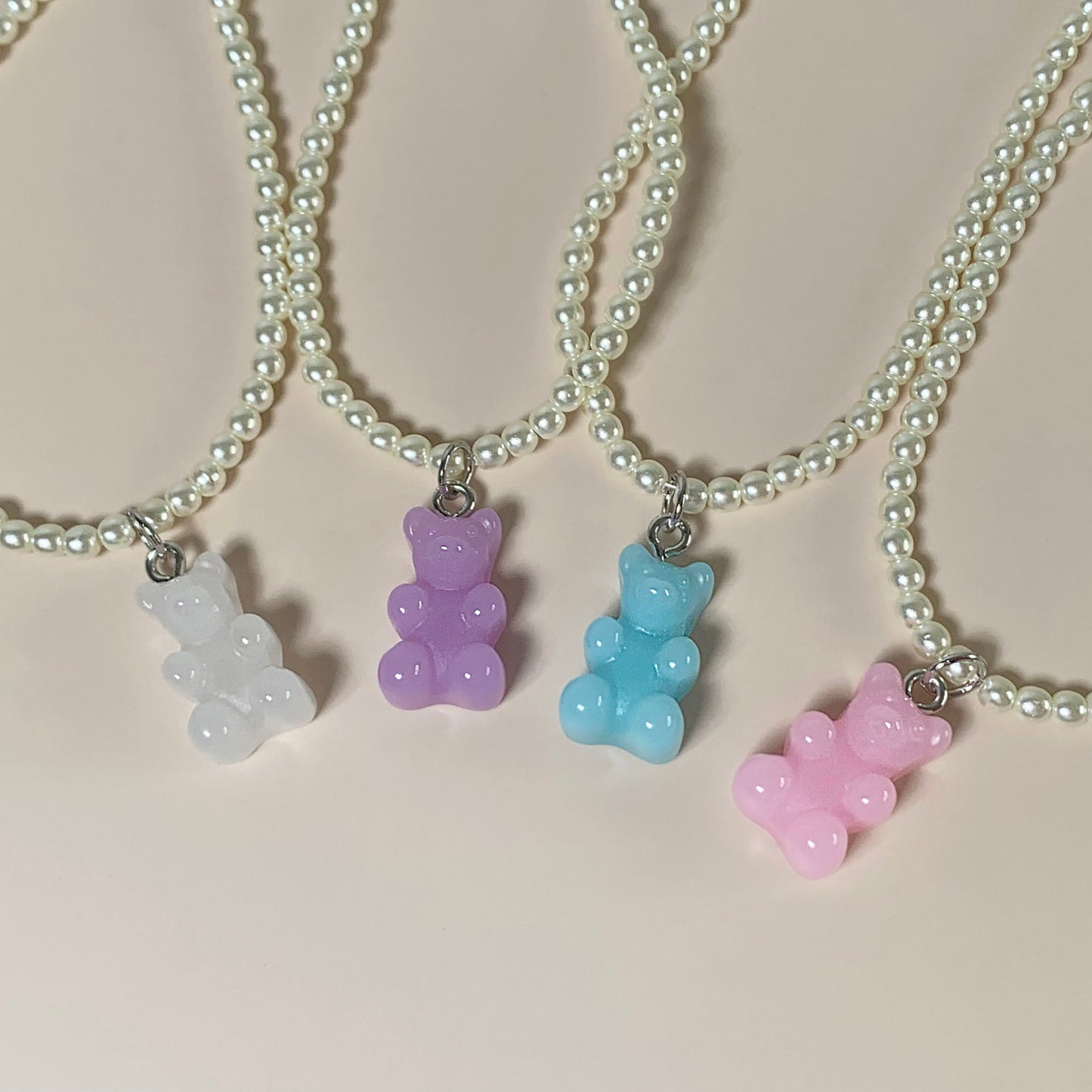 Bear Pearl Beaded Necklace