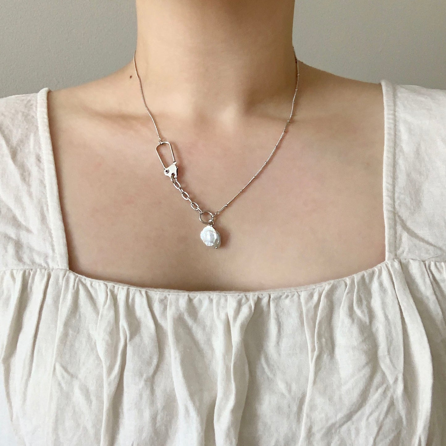 Baroque Pearl Snap Hook Necklace