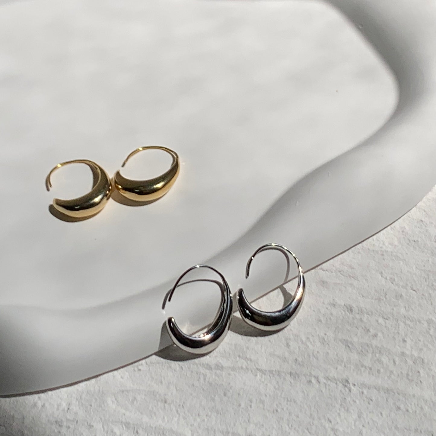 Simple Hoop Earrings